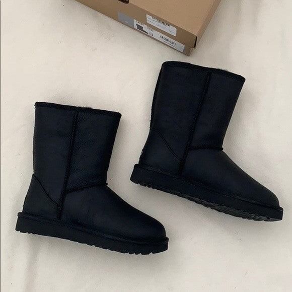 UGG Women's Classic Short Leather Boots - 6 - Picture 1 of 5